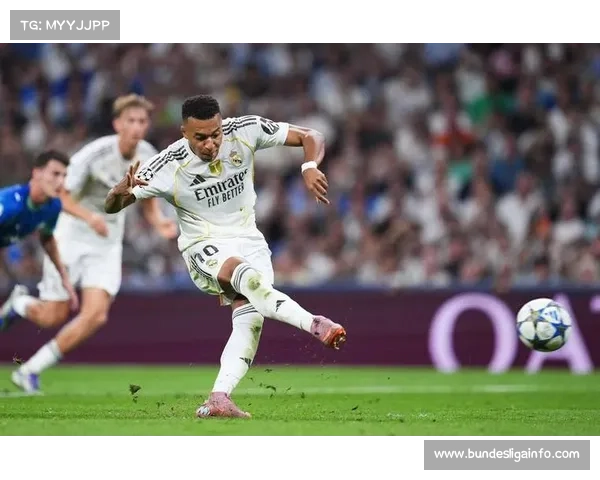 姆巴佩点球百发百中 领跑法甲射手榜